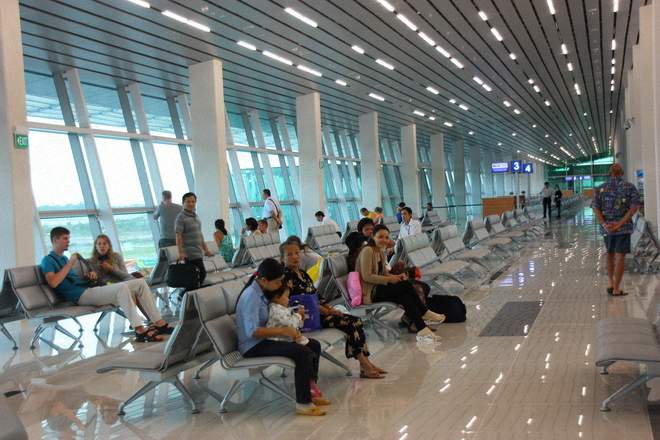 Khu vực nhà chờ hiện đại, rộng rãi